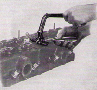 E-70 Valve Spring Compressor