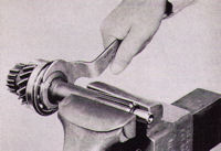 J-933 Clutch Gear Bearing Retainer Wrench